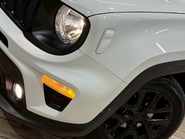 ジープ・レネゲード ナイトイーグル レーダークルーズコントロール AppleCarPlay バックカメラ クリアランスソナー 車線逸脱防止 ブラインドスポットモニター スマートキープッシュスタート Bluetooth接続可(53枚目)