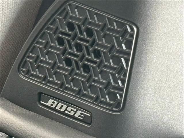 アリア B9 e-4ORCEリミテッド パノラミックビューモニター サンルーフ プロパイロット デジタルインナーミラー BOSEサウンド 電動リアゲート パワーシート シートメモリー ブラインドスポットモニター ヘッドアップディスプレイ(8枚目)