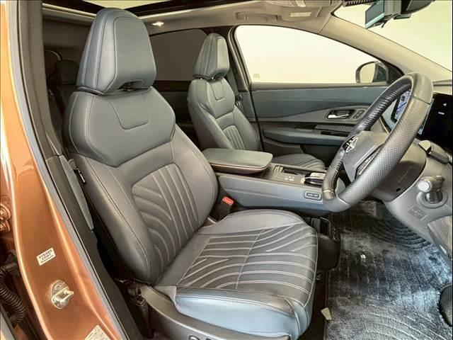 アリア B9 e-4ORCEリミテッド パノラミックビューモニター サンルーフ プロパイロット デジタルインナーミラー BOSEサウンド 電動リアゲート パワーシート シートメモリー ブラインドスポットモニター ヘッドアップディスプレイ(9枚目)