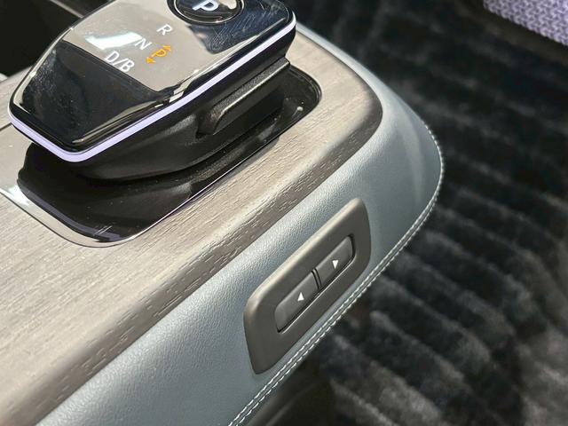 アリア B9 e-4ORCEリミテッド パノラミックビューモニター サンルーフ プロパイロット デジタルインナーミラー BOSEサウンド 電動リアゲート パワーシート シートメモリー ブラインドスポットモニター ヘッドアップディスプレイ(31枚目)