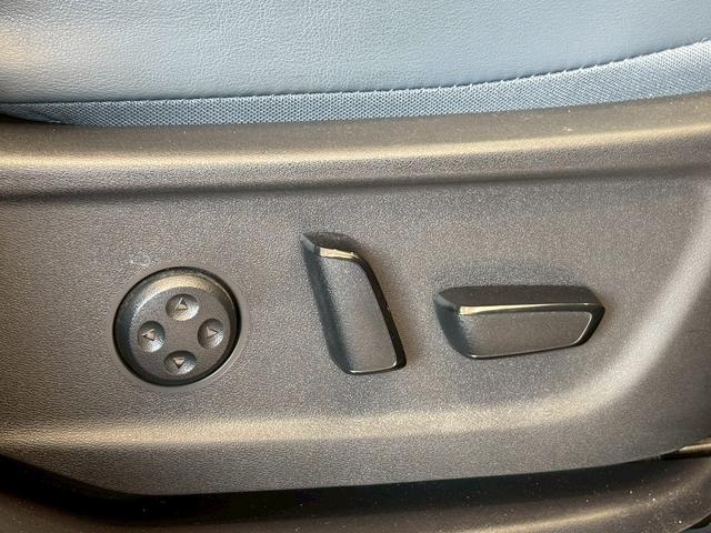 アリア B9 e-4ORCEリミテッド パノラミックビューモニター サンルーフ プロパイロット デジタルインナーミラー BOSEサウンド 電動リアゲート パワーシート シートメモリー ブラインドスポットモニター ヘッドアップディスプレイ(52枚目)