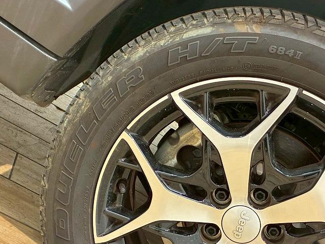 ジープ・コマンダー ロンジチュード 純正ナビ バックカメラ レーダークルーズコントロール 衝突軽減ブレーキ 車線逸脱防止 パーキングアシスト クリアランスソナー 電動リアゲート ブラインドスポットモニター(42枚目)