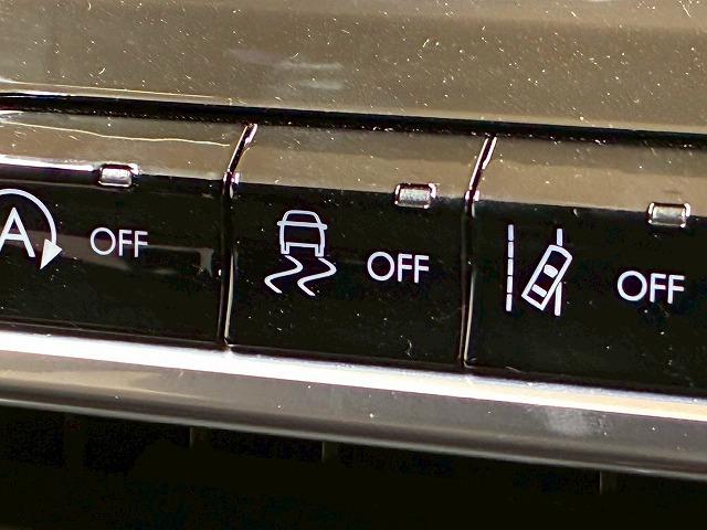 ジープ・コマンダー ロンジチュード 純正ナビ バックカメラ レーダークルーズコントロール 衝突軽減ブレーキ 車線逸脱防止 パーキングアシスト クリアランスソナー 電動リアゲート ブラインドスポットモニター(58枚目)