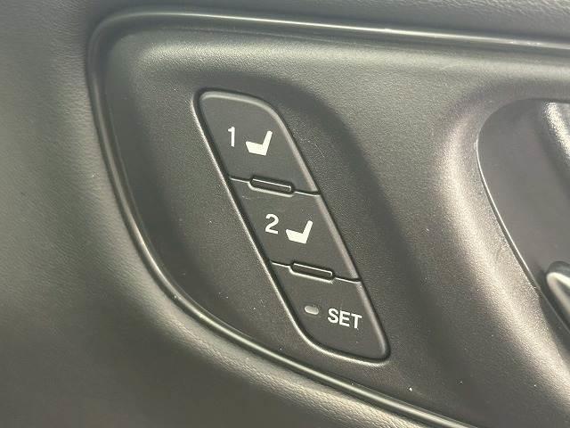 ZR-V e:HEV Z 純正ナビ アラウンドビューモニター BOSEサウンド パワーシート シートメモリー 電動リアゲート レーダークルーズコントロール 車線逸脱防止 衝突軽減ブレーキ シートヒーター ステアリングヒーター(6枚目)