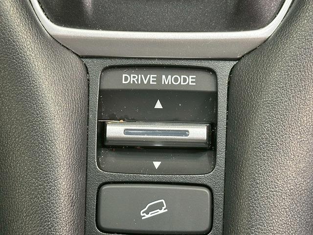 ZR-V e:HEV Z 純正ナビ アラウンドビューモニター BOSEサウンド パワーシート シートメモリー 電動リアゲート レーダークルーズコントロール 車線逸脱防止 衝突軽減ブレーキ シートヒーター ステアリングヒーター(29枚目)