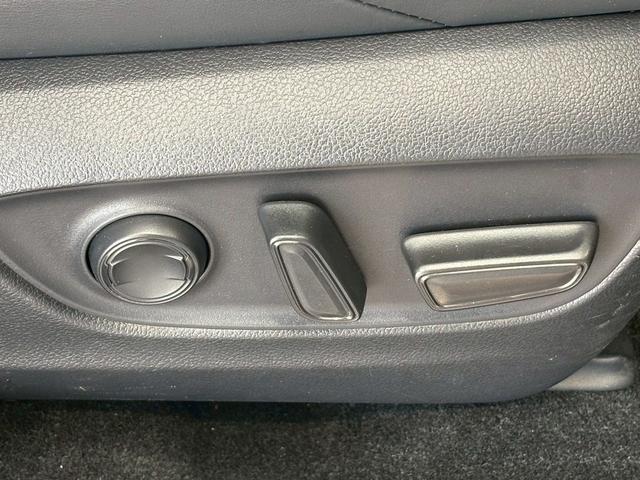 ハリアー G 純正ナビ バックカメラ デジタルインナーミラー 電動リアゲート 衝突軽減ブレーキ 車線逸脱防止 レーダークルーズコントロール ブラインドスポットモニター パワーシート オートハイビーム ETC(43枚目)