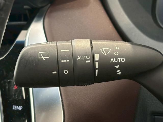 ハリアー G 純正ナビ バックカメラ デジタルインナーミラー 電動リアゲート 衝突軽減ブレーキ 車線逸脱防止 レーダークルーズコントロール ブラインドスポットモニター パワーシート オートハイビーム ETC(56枚目)