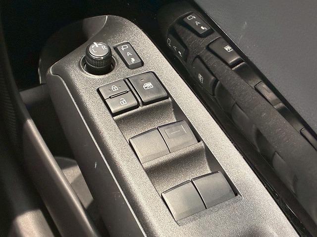 アクア Ｚ　レーダークルーズコントロール　ヘッドアップディスプレイ　ブラインドスポットモニター　パーキングアシスト　衝突軽減ブレーキ　車線逸脱防止　フルセグテレビ（21枚目）