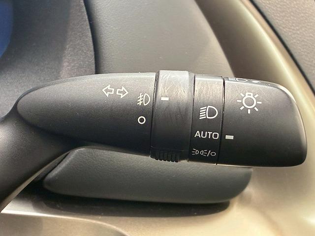 アクア Ｚ　レーダークルーズコントロール　ヘッドアップディスプレイ　ブラインドスポットモニター　パーキングアシスト　衝突軽減ブレーキ　車線逸脱防止　フルセグテレビ（25枚目）