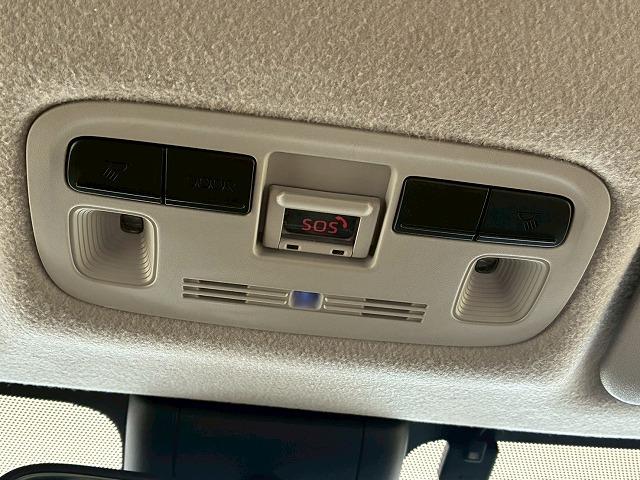 アクア Ｚ　レーダークルーズコントロール　ヘッドアップディスプレイ　ブラインドスポットモニター　パーキングアシスト　衝突軽減ブレーキ　車線逸脱防止　フルセグテレビ（39枚目）