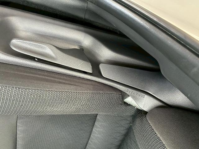 アクア Ｚ　レーダークルーズコントロール　ヘッドアップディスプレイ　ブラインドスポットモニター　パーキングアシスト　衝突軽減ブレーキ　車線逸脱防止　フルセグテレビ（43枚目）