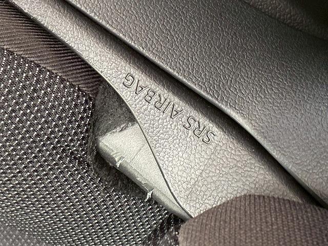 アクア Ｚ　レーダークルーズコントロール　ヘッドアップディスプレイ　ブラインドスポットモニター　パーキングアシスト　衝突軽減ブレーキ　車線逸脱防止　フルセグテレビ（44枚目）