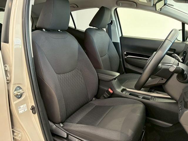 アクア Ｚ　レーダークルーズコントロール　ヘッドアップディスプレイ　ブラインドスポットモニター　パーキングアシスト　衝突軽減ブレーキ　車線逸脱防止　フルセグテレビ（45枚目）