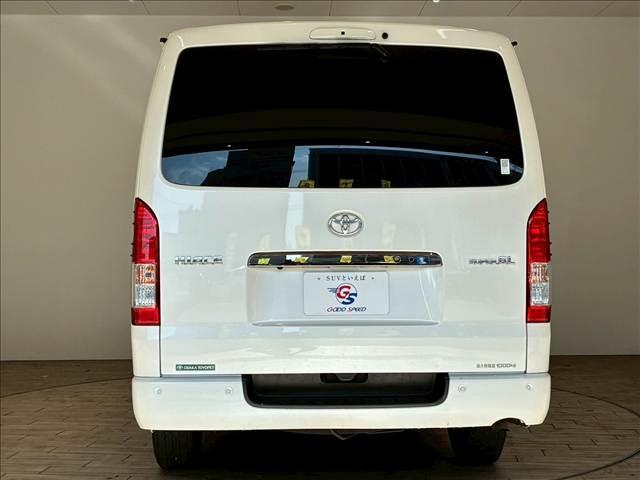 ハイエースバン スーパーＧＬダークプライム２　７インチナビ　デジタルインナーミラー　衝突軽減ブレーキ　車線逸脱防止　ＡＣ１００Ｖ　ＬＥＤヘッドライト　助手席エアバック　オートハイビーム　スマートキー　プッシュスタート　オートライト（13枚目）