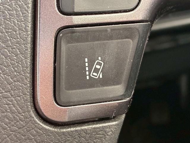 ハイエースバン スーパーＧＬダークプライム２　７インチナビ　デジタルインナーミラー　衝突軽減ブレーキ　車線逸脱防止　ＡＣ１００Ｖ　ＬＥＤヘッドライト　助手席エアバック　オートハイビーム　スマートキー　プッシュスタート　オートライト（42枚目）