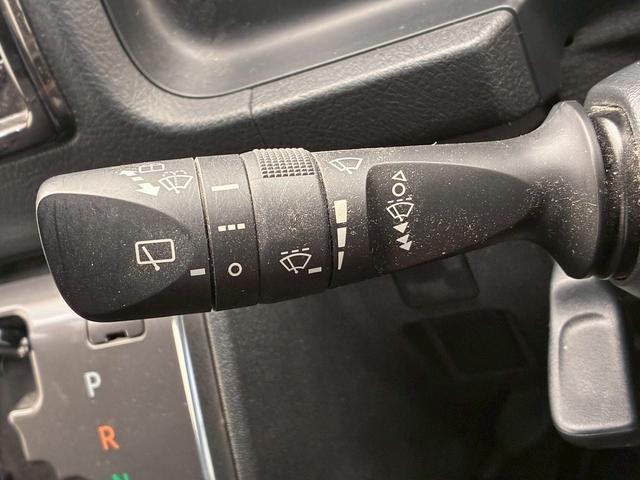 ハイエースバン スーパーＧＬダークプライム２　７インチナビ　デジタルインナーミラー　衝突軽減ブレーキ　車線逸脱防止　ＡＣ１００Ｖ　ＬＥＤヘッドライト　助手席エアバック　オートハイビーム　スマートキー　プッシュスタート　オートライト（47枚目）