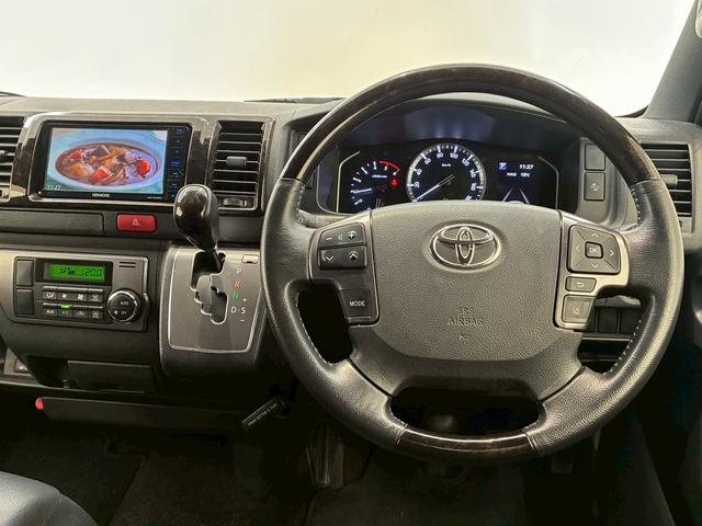 ハイエースバン スーパーＧＬダークプライム２　７インチナビ　デジタルインナーミラー　衝突軽減ブレーキ　車線逸脱防止　ＡＣ１００Ｖ　ＬＥＤヘッドライト　助手席エアバック　オートハイビーム　スマートキー　プッシュスタート　オートライト（52枚目）