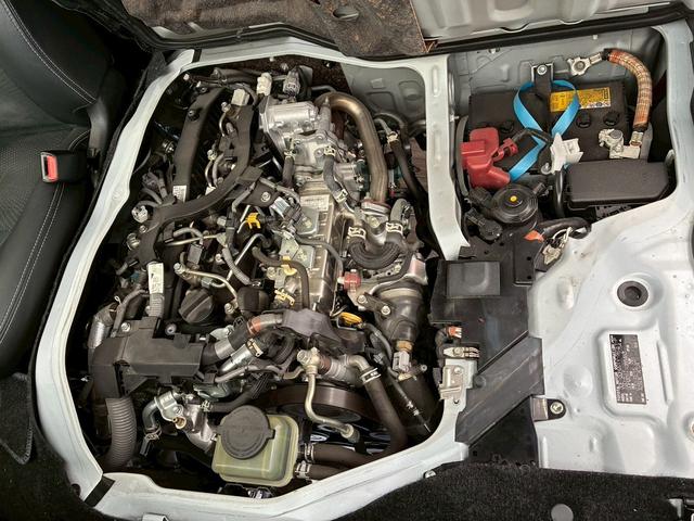 ハイエースバン スーパーＧＬダークプライム２　７インチナビ　デジタルインナーミラー　衝突軽減ブレーキ　車線逸脱防止　ＡＣ１００Ｖ　ＬＥＤヘッドライト　助手席エアバック　オートハイビーム　スマートキー　プッシュスタート　オートライト（59枚目）