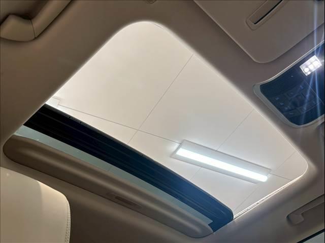 ランドクルーザー ＺＸ　モデリスタエアロ　モデリスタフェンダーガーニッシュ　サンルーフ　ルーフレール　ＪＢＬサウンド　リアエンターテイメント　ヘッドアップディスプレイ　ブラインドスポットモニター　純正ナビ　パノラミックビュー（6枚目）