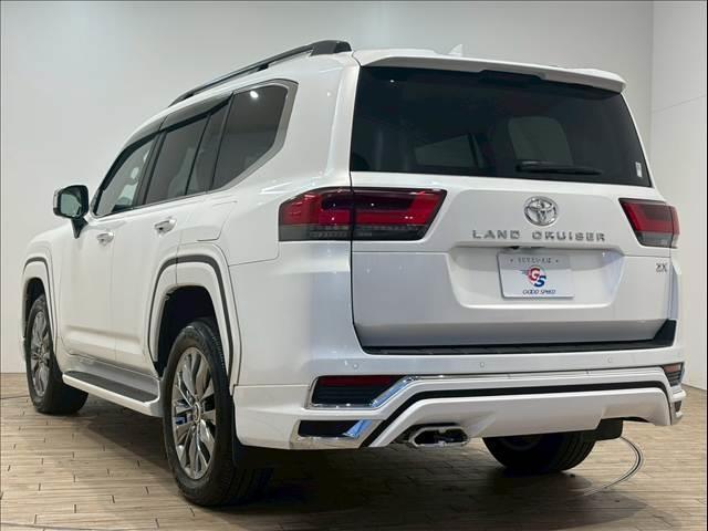 ランドクルーザー ＺＸ　モデリスタエアロ　モデリスタフェンダーガーニッシュ　サンルーフ　ルーフレール　ＪＢＬサウンド　リアエンターテイメント　ヘッドアップディスプレイ　ブラインドスポットモニター　純正ナビ　パノラミックビュー（17枚目）