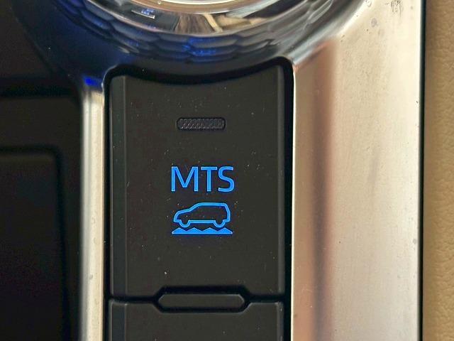 ランドクルーザー ＺＸ　モデリスタエアロ　モデリスタフェンダーガーニッシュ　サンルーフ　ルーフレール　ＪＢＬサウンド　リアエンターテイメント　ヘッドアップディスプレイ　ブラインドスポットモニター　純正ナビ　パノラミックビュー（29枚目）