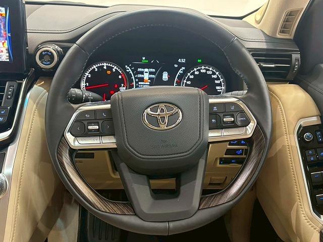 ランドクルーザー ＺＸ　モデリスタエアロ　モデリスタフェンダーガーニッシュ　サンルーフ　ルーフレール　ＪＢＬサウンド　リアエンターテイメント　ヘッドアップディスプレイ　ブラインドスポットモニター　純正ナビ　パノラミックビュー（52枚目）