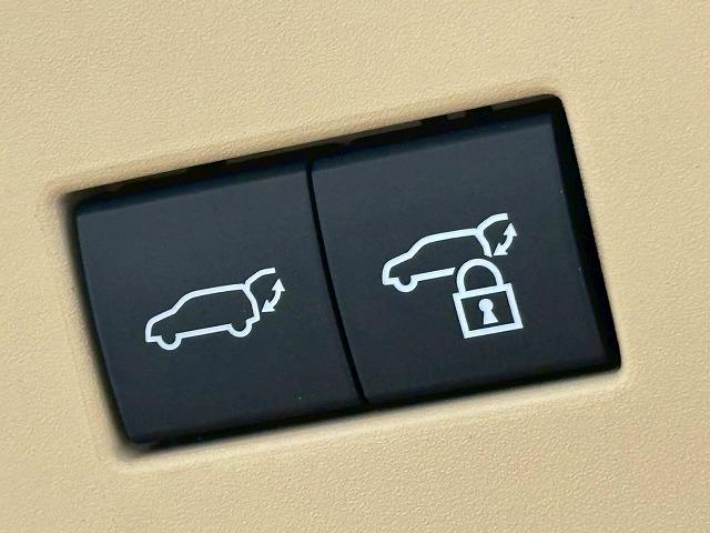 ランドクルーザー ＺＸ　モデリスタエアロ　モデリスタフェンダーガーニッシュ　サンルーフ　ルーフレール　ＪＢＬサウンド　リアエンターテイメント　ヘッドアップディスプレイ　ブラインドスポットモニター　純正ナビ　パノラミックビュー（60枚目）