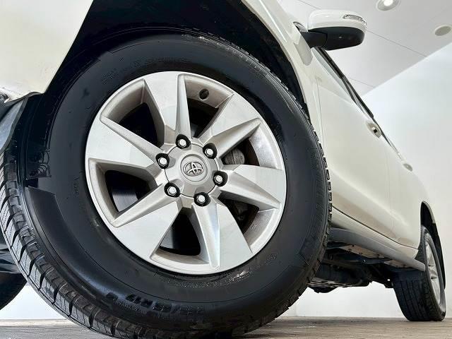 ランドクルーザープラド TX“Lパッケージ” 純正マルチナビ パノラミックビューモニター サンルーフ ルーフレール 7人乗り ブラックレザーシート レーダークルーズ車線逸脱防止 衝突軽減ブレーキ クリアランスソナー シートヒーター シートクーラー(19枚目)