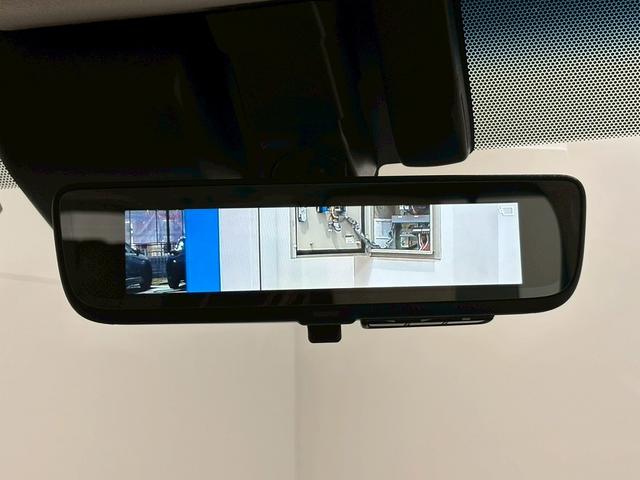 グランエース Ｐｒｅｍｉｕｍ　純正ナビ　パノラミックビューモニター　フリップダウンモニター　電動サイドステップ　デジタルインナーミラー　ブラインドスポットモニター　フルセグテレビ　両側電動スライドドア　パワーシート　ベージュ内装（25枚目）