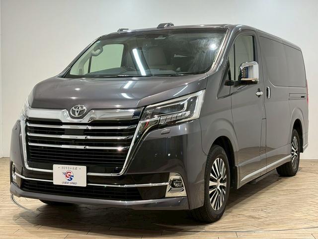 グランエース Ｐｒｅｍｉｕｍ　純正ナビ　パノラミックビューモニター　フリップダウンモニター　電動サイドステップ　デジタルインナーミラー　ブラインドスポットモニター　フルセグテレビ　両側電動スライドドア　パワーシート　ベージュ内装（71枚目）