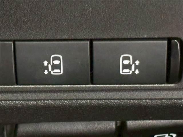 セレナ ｅ－ＰＯＷＥＲ　ハイウェイスターＶ　純正ナビ　アラウンドビューモニター　フリップダウンモニター　デジタルインナーミラー　両側電動スライドドア　プロパイロット　ブラインドスポットモニター　パーキングアシスト（8枚目）