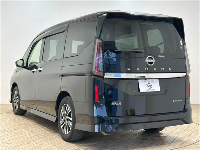セレナ ｅ－ＰＯＷＥＲ　ハイウェイスターＶ　純正ナビ　アラウンドビューモニター　フリップダウンモニター　デジタルインナーミラー　両側電動スライドドア　プロパイロット　ブラインドスポットモニター　パーキングアシスト（17枚目）