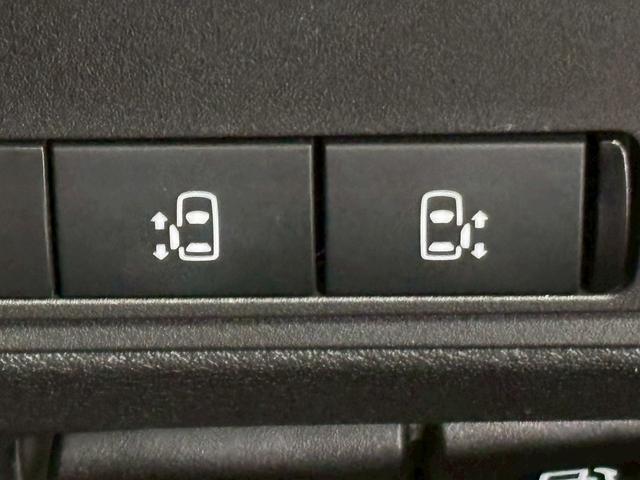 セレナ ｅ－ＰＯＷＥＲ　ハイウェイスターＶ　純正ナビ　アラウンドビューモニター　フリップダウンモニター　デジタルインナーミラー　両側電動スライドドア　プロパイロット　ブラインドスポットモニター　パーキングアシスト（22枚目）