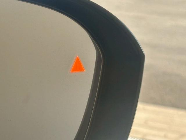 セレナ ｅ－ＰＯＷＥＲ　ハイウェイスターＶ　純正ナビ　アラウンドビューモニター　フリップダウンモニター　デジタルインナーミラー　両側電動スライドドア　プロパイロット　ブラインドスポットモニター　パーキングアシスト（41枚目）