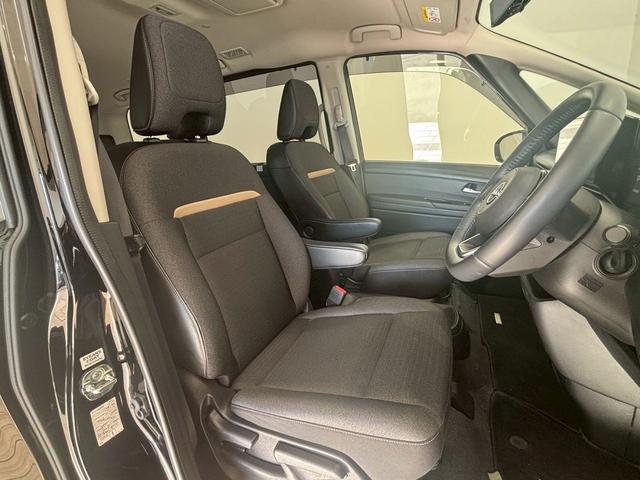 セレナ ｅ－ＰＯＷＥＲ　ハイウェイスターＶ　純正ナビ　アラウンドビューモニター　フリップダウンモニター　デジタルインナーミラー　両側電動スライドドア　プロパイロット　ブラインドスポットモニター　パーキングアシスト（42枚目）