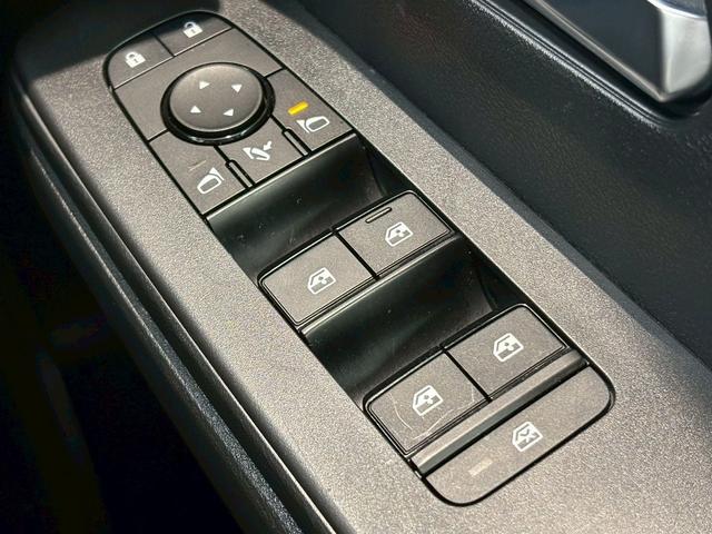 セレナ ｅ－ＰＯＷＥＲ　ハイウェイスターＶ　純正ナビ　アラウンドビューモニター　フリップダウンモニター　デジタルインナーミラー　両側電動スライドドア　プロパイロット　ブラインドスポットモニター　パーキングアシスト（55枚目）