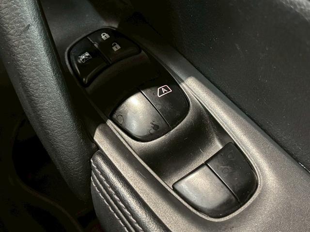 エクストレイル ２０Ｘ　ハイブリッド　純正ナビ　アラウンドビューモニター　プロパイロット　電動リアゲート　シートヒーター　ＥＴＣ　フルセグテレビ　バックビューモニター　パーキングアシスト　オートエアコン　助手席エアバッグ　スマートキー（40枚目）