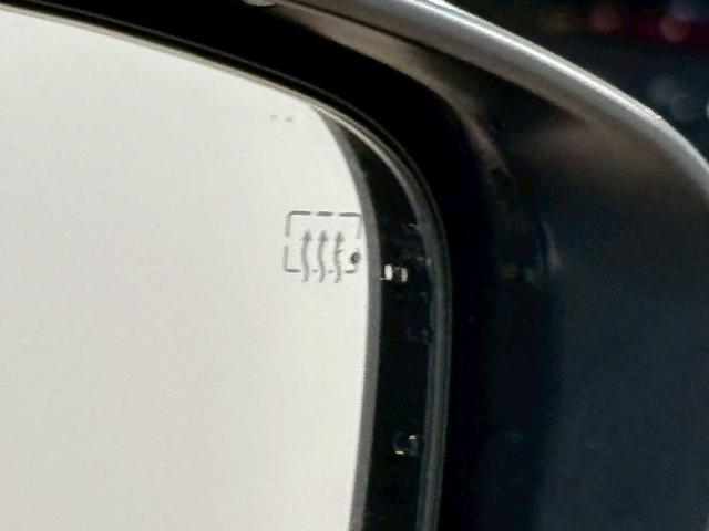 エクストレイル ２０Ｘ　ハイブリッド　純正ナビ　アラウンドビューモニター　プロパイロット　電動リアゲート　シートヒーター　ＥＴＣ　フルセグテレビ　バックビューモニター　パーキングアシスト　オートエアコン　助手席エアバッグ　スマートキー（48枚目）