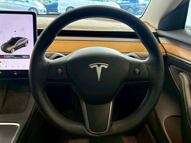 モデル3 ロングレンジ ガラスルーフ オートパイロット 純正ナビ バックカメラ サイドカメラ ブラックレザーシート パワーシート シートヒーター ステアリングヒーター 電動リアゲート クルーズコントロール オートトランク(38枚目)