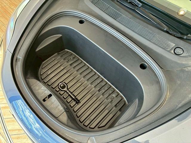 モデル3 ロングレンジ ガラスルーフ オートパイロット 純正ナビ バックカメラ サイドカメラ ブラックレザーシート パワーシート シートヒーター ステアリングヒーター 電動リアゲート クルーズコントロール オートトランク(51枚目)