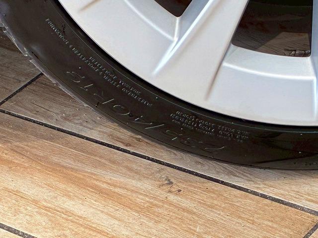 モデル3 ロングレンジ ガラスルーフ オートパイロット 純正ナビ バックカメラ サイドカメラ ブラックレザーシート パワーシート シートヒーター ステアリングヒーター 電動リアゲート クルーズコントロール オートトランク(60枚目)