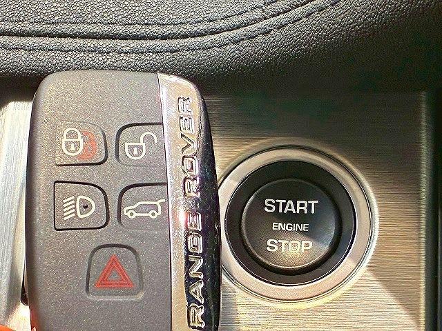 レンジローバーイヴォーク ＳＥプラス　純正ナビ　アラウンドビューモニター　クルーズコントロール　メリディアンサウンド　電動リアゲート　パワーシート　シートヒーター　車線逸脱防止　衝突被害軽減ブレーキ　スマートキー　シートヒータ　ＥＴＣ（38枚目）