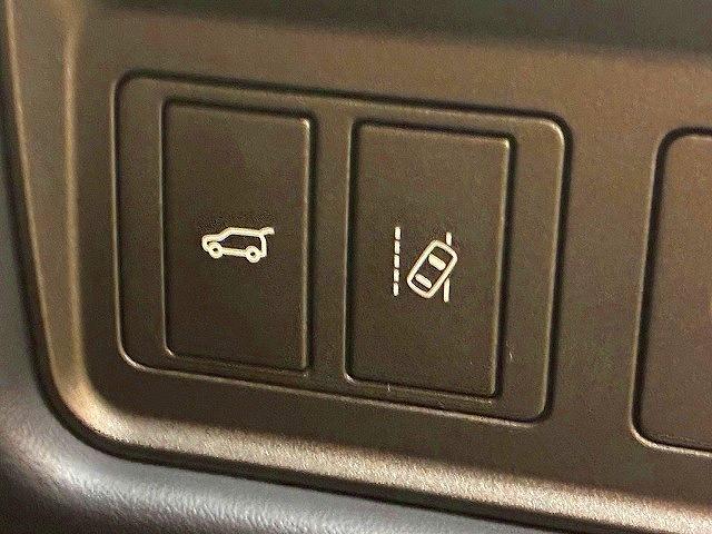 レンジローバーイヴォーク ＳＥプラス　純正ナビ　アラウンドビューモニター　クルーズコントロール　メリディアンサウンド　電動リアゲート　パワーシート　シートヒーター　車線逸脱防止　衝突被害軽減ブレーキ　スマートキー　シートヒータ　ＥＴＣ（43枚目）