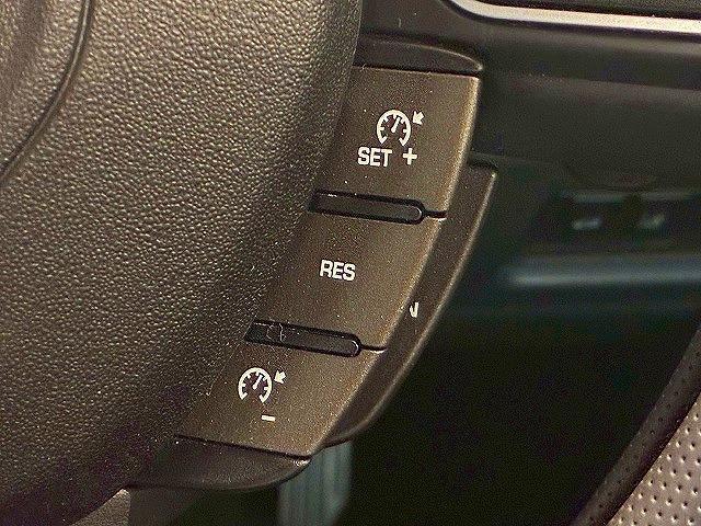 レンジローバーイヴォーク ＳＥプラス　純正ナビ　アラウンドビューモニター　クルーズコントロール　メリディアンサウンド　電動リアゲート　パワーシート　シートヒーター　車線逸脱防止　衝突被害軽減ブレーキ　スマートキー　シートヒータ　ＥＴＣ（51枚目）