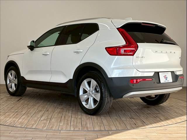 ＸＣ４０ プラス　Ｂ３　純正ナビ　Ｇｏｏｇｌｅナビ　ＡｐｐｌｅＣａｒＰｌａｙ　バックカメラ　シートヒーター　パワーシート　電動リアゲート　レーダークルーズコントロール　ブラインドスポットモニター　ステアリングヒーター（17枚目）