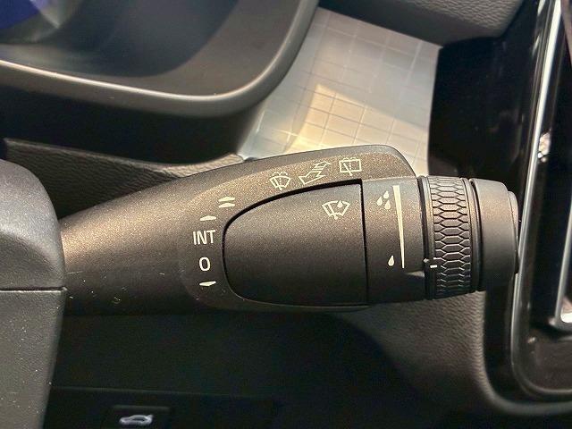 ＸＣ４０ プラス　Ｂ３　純正ナビ　Ｇｏｏｇｌｅナビ　ＡｐｐｌｅＣａｒＰｌａｙ　バックカメラ　シートヒーター　パワーシート　電動リアゲート　レーダークルーズコントロール　ブラインドスポットモニター　ステアリングヒーター（49枚目）