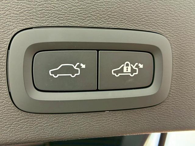 ＸＣ４０ プラス　Ｂ３　純正ナビ　Ｇｏｏｇｌｅナビ　ＡｐｐｌｅＣａｒＰｌａｙ　バックカメラ　シートヒーター　パワーシート　電動リアゲート　レーダークルーズコントロール　ブラインドスポットモニター　ステアリングヒーター（50枚目）