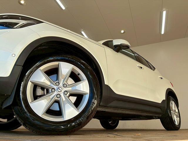 ＸＣ４０ プラス　Ｂ３　純正ナビ　Ｇｏｏｇｌｅナビ　ＡｐｐｌｅＣａｒＰｌａｙ　バックカメラ　シートヒーター　パワーシート　電動リアゲート　レーダークルーズコントロール　ブラインドスポットモニター　ステアリングヒーター（60枚目）