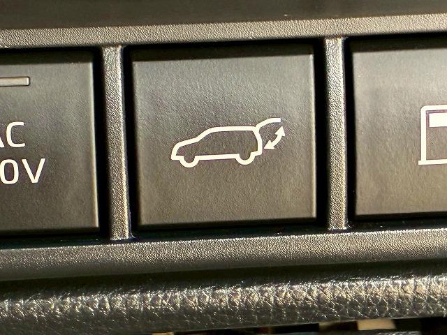 プリウス Z モデリスタエアロ 純正ディスプレイオーディオ パノラミックビューモニター シートメモリー パワーシート シートヒーター シートクーラー レーダークルーズコントロール ブラインドスポットモニター(37枚目)