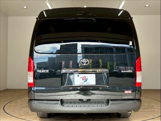 ハイエースバン スーパーＧＬ　ダークプライム２　モデリスタエアロ　純正ナビ　パノラミックビューモニター　両側電動スライドドア　デジタルインナーミラー　衝突軽減ブレーキ　車線逸脱防止　ＡＣ１００Ｖ　助手席エアバック　ＥＴＣ（13枚目）
